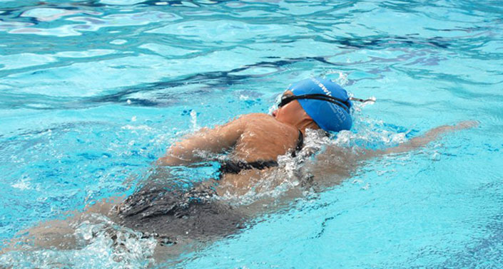 manfaat berenang untuk kesehatan